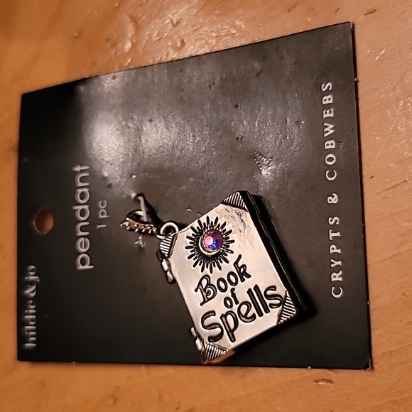 Halloween Book of Spells Lockett  Pendant - Picture 2 of 4